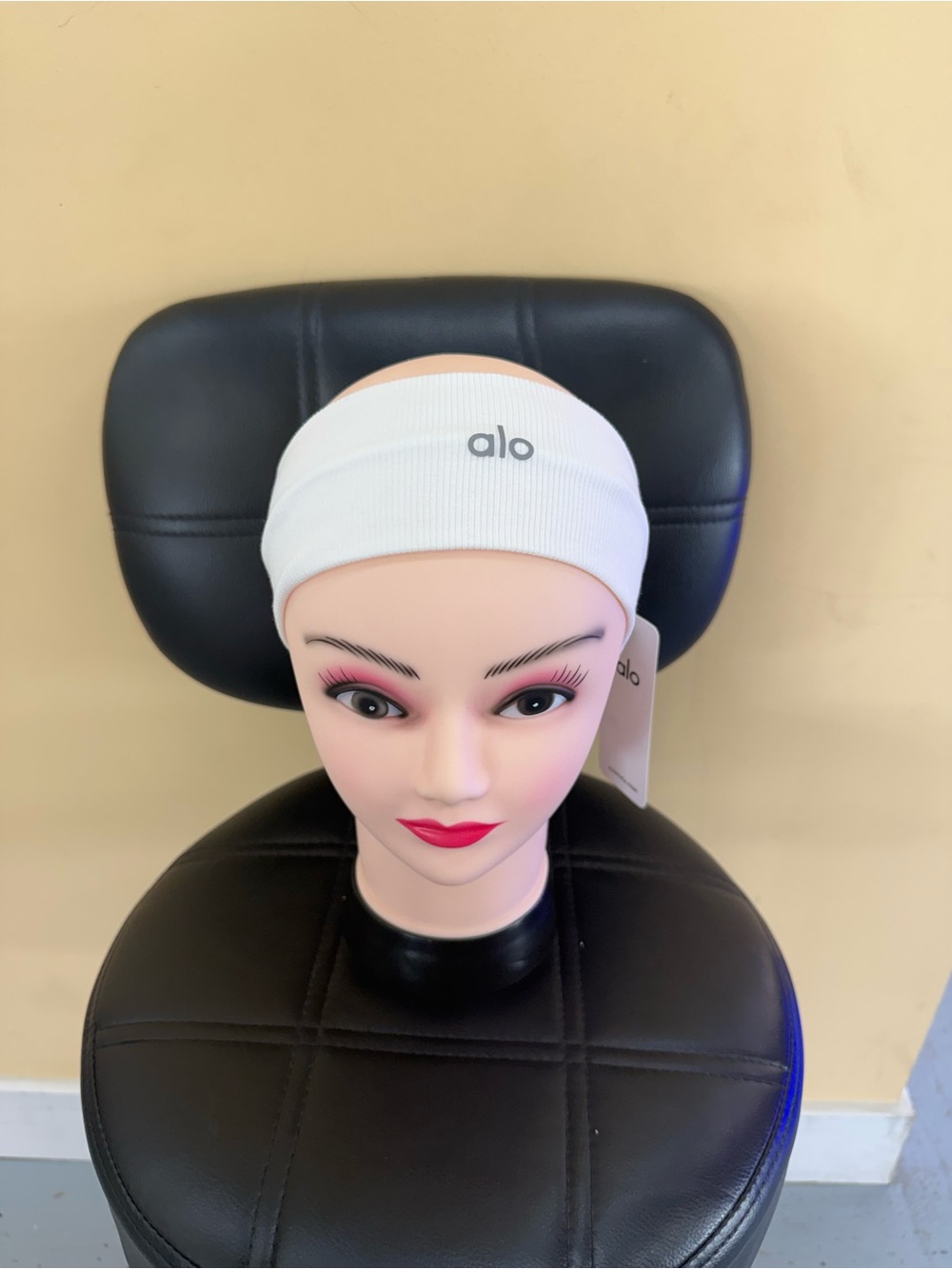 ALO Yoga White Stretch Headband with Subtle Logo